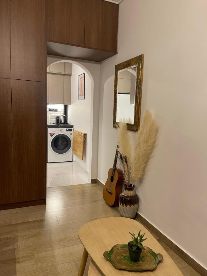Cute Tiny Apartment In The Heart Of Flisvos Atina Dış mekan fotoğraf